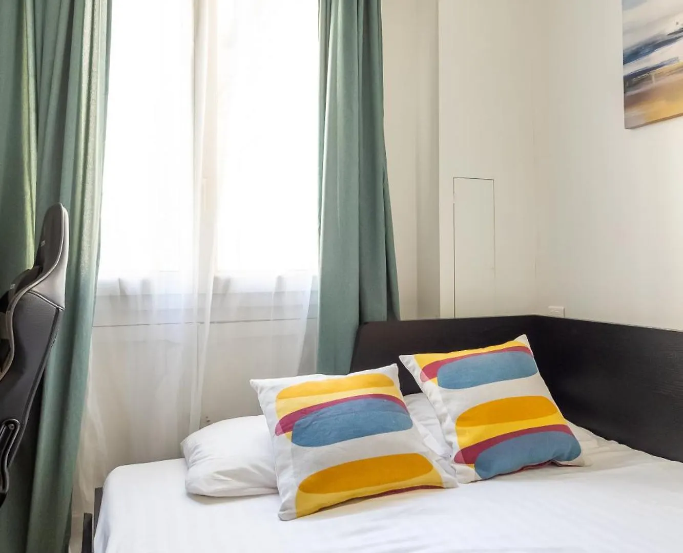 Veeve - Dreaming In The Daytime Apartment Paris