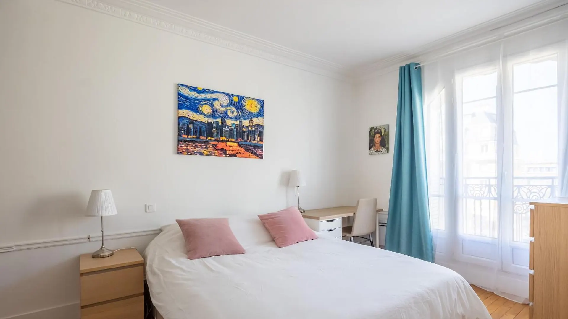 Veeve - Dreaming In The Daytime Apartment Paris